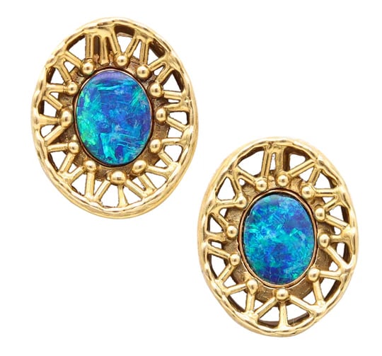 BLACK OPALS Modernist Oval Earrings-Studs In Solid Textured 18Kt Yellow Gold: Modernist earrings with precious black-opals.This is a beautiful pair of modernist earrings-studs created in Europe around the 1970-1980. They were masterfully crafted in oval shapes with geometric pa