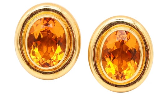 TIFFANY & CO. 1980 Paloma Picasso Clips Earrings In 18Kt Yellow Gold With Citrines: Clips earrings designed by Paloma Picasso for Tiffany & Co.This is a rare vintage pair of clips-on earrings created in New York City by Paloma Picasso for Tiffany & Co., back in the 1980. The pair of