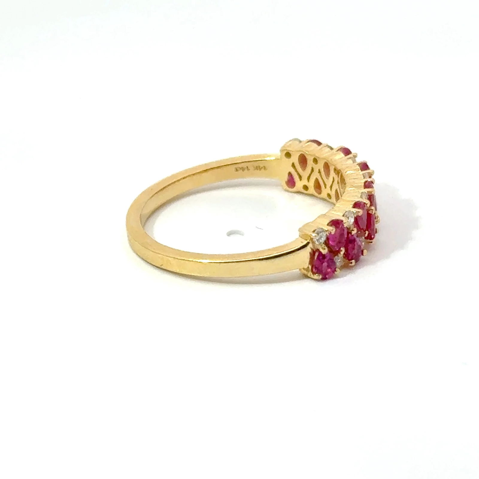 14KT GOLD RUBY AND DIAMONDS RING - 4