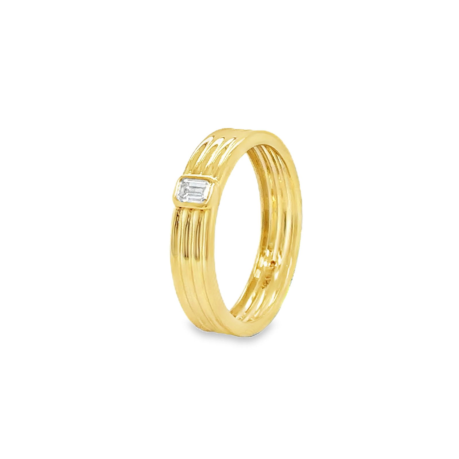 14KT GOLD DIAMOND RING - 2