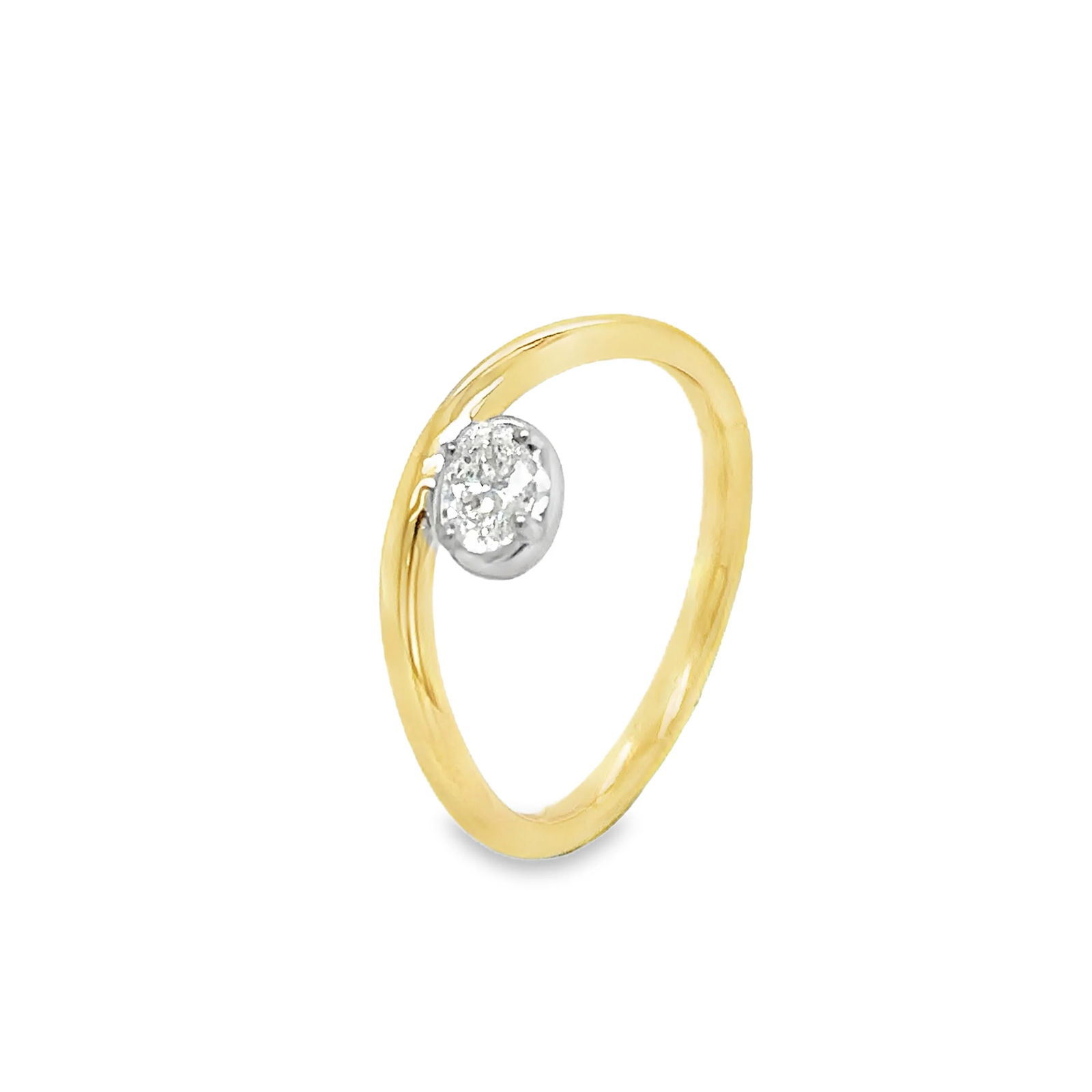 14KT GOLD DIAMOND RING - 2