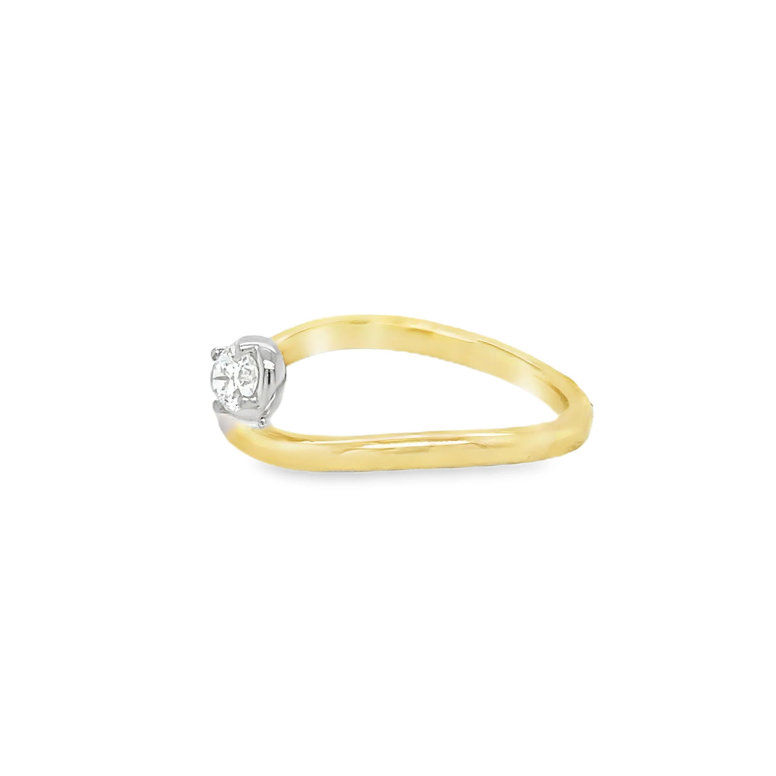 14KT GOLD DIAMOND RING - 3