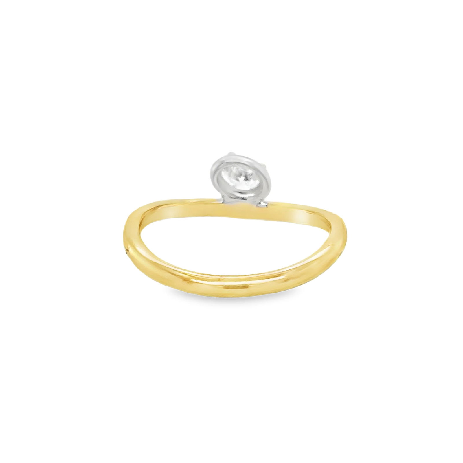 14KT GOLD DIAMOND RING - 4