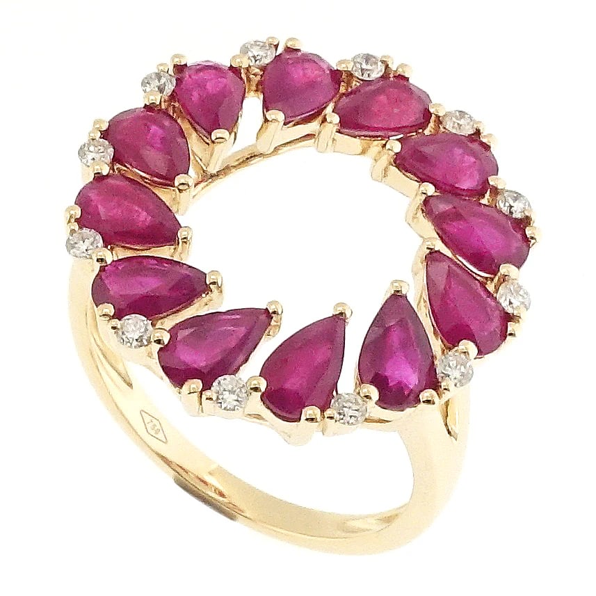 18KT GOLD RUBY AND DIAMOND RING (1 of 1)