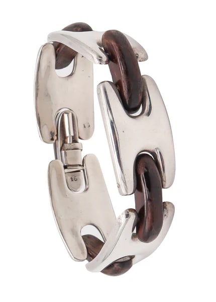 A wood bracelet designed by Missiaglia.Gorgeous modernist bracelet, created in Venice Italy by the: A wood bracelet designed by Missiaglia.Gorgeous modernist bracelet, created in Venice Italy by the exclusive jewelry house of Missiaglia during the late mid-century period, back in the 1960's. This ra