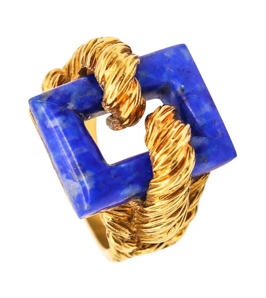 An Italian modernist ring with lapis lazuli.This is an amazing cocktail ring, created in Italy with: An Italian modernist ring with lapis lazuli.This is an amazing cocktail ring, created in Italy with intricate retro-modernists patterns back in the early 1970. The unusual ring has been made with twis