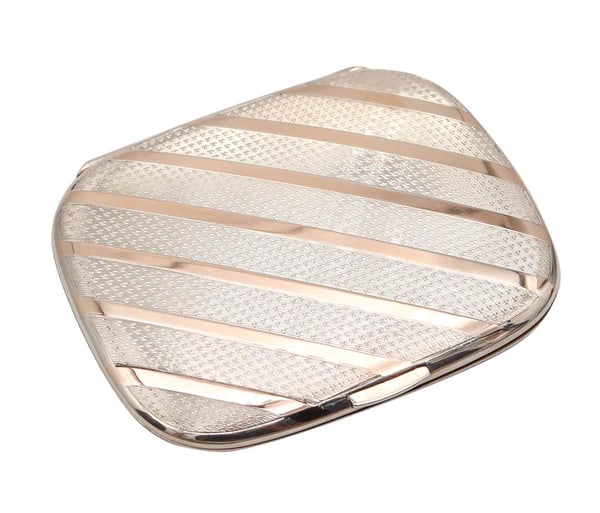 An art deco pocket-box designed by Alfred Dunhill.This is a fabulous pocket cigarettes box made in: An art deco pocket-box designed by Alfred Dunhill.This is a fabulous pocket cigarettes box made in England during the art deco period. This unusual box was created for the luxury brand of Alfred Dunhi