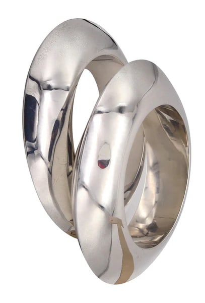 Pair of modernist bangle bracelets.Pair of stupendous of Vintage bangles, created Italy during the (1 of 4)