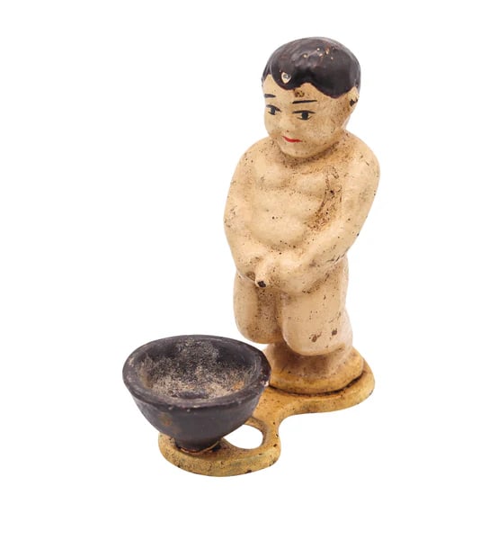 BOTTLE OPENER 1910 Antique Figurative Painted Bottle Opener In Solid Cast Iron: Antique bar figurative cast iron bottle opener.This is an elusive antique bar bottle opener created in America during the turn of the 19th century, back in 1900 and 1910. Crafted in the shape of the i