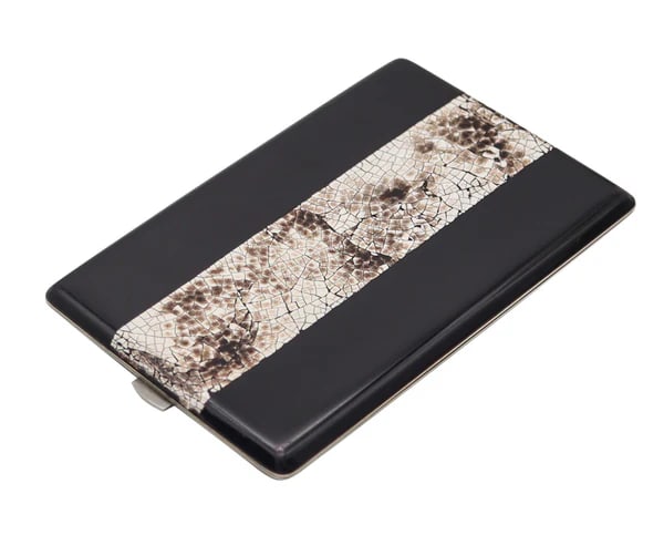 FRENCH 1925 Art-Deco Black Lacquer & White Egg-Shell Lacquer Cigarette Case: A French art deco modernist cigarette case.This is a gorgeous cigarettes case created in Paris France during the art deco period, back in the 1925-1930. The case has been crafted in a rectangular shap