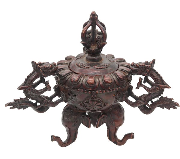 QING DYNASTY 19th Century Dragons Bronze Censer With Scepter Cover Lid: A 19th century dragons censer from the Qing Dynasty.This is a beautiful antique censer, heavily cast in high relief in the middle of the 19th century during the Qing Dynasty, circa 1850. The fabulous 