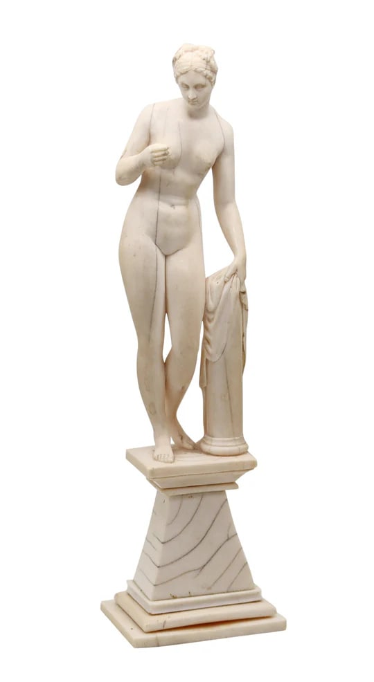 CONTINENTAL 19th Century Antique Carved Sculpture Of Standing Naked Venus: An antique continental sculpture of standing Venus.This is a beautiful carved antique sculpture created in Europe during the early 19th century, circa 1800's. The neo-classic carving depicts the stand