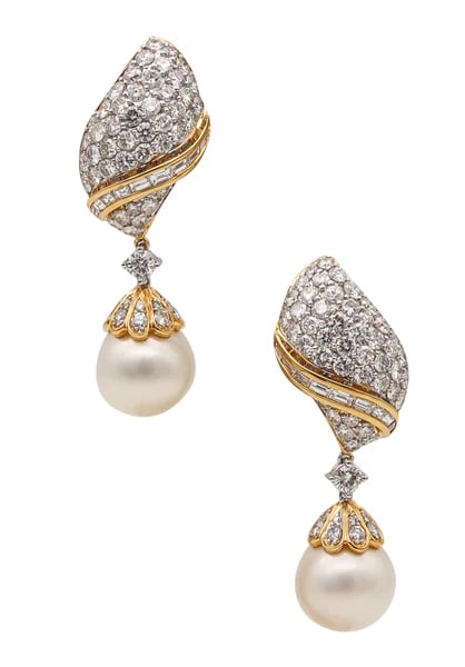 PICCHIOTTI Dangle Cluster Earrings in 18Kt Gold With 18.16 Ctw Diamonds & Pearls: Dangle drop cluster earrings designed by Picchiotti.A breathtaking pair of dangle drop earrings, created in Valenza Italy by the jewelry house of Picchiotti. This gorgeous pair is a one-of-a-kind made