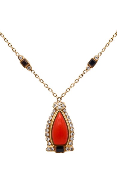CARTIER Paris 1940 Art Deco Necklace In 18Kt Gold With Diamonds Coral & Onyxes: A necklace designed by Cartier.Beautiful colorful V shaped necklace, designed in Paris France during the late art deco period, back in the 1940. The necklace was crafted by the jewelry house of Cartie