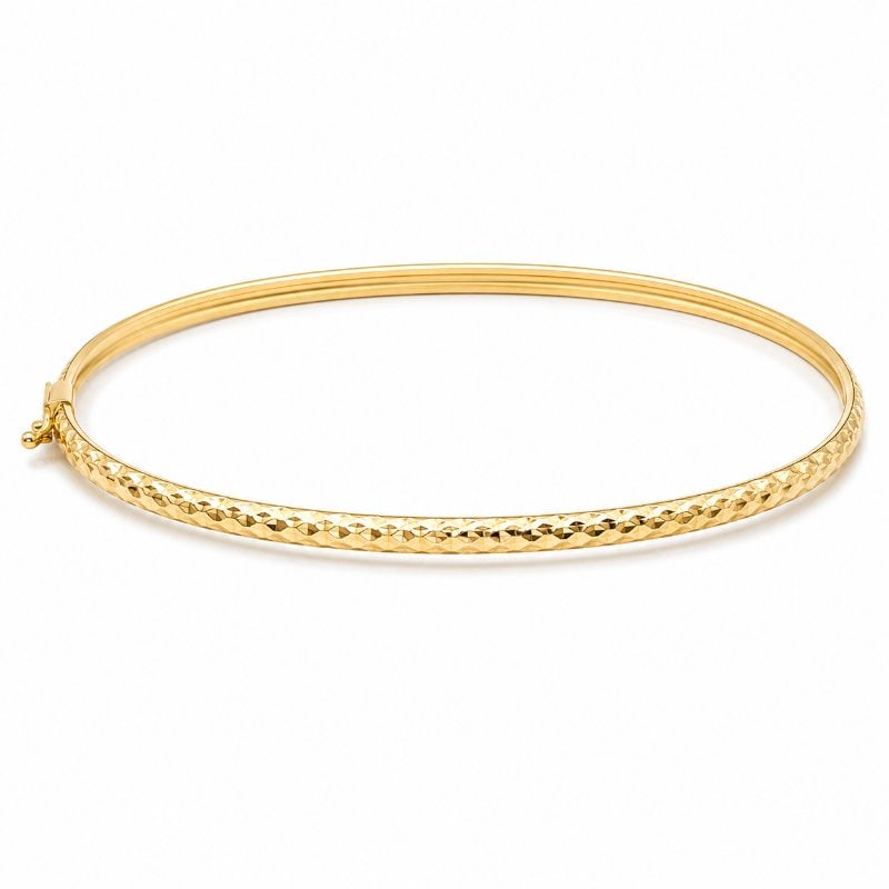 14KT YELLOW GOLD BANGLE: 14KT GOLD WT. APPROX. 2.85 GRAMSTHICKNESS - 3.00MMINTERIOR DIAMETER: 2.3"
