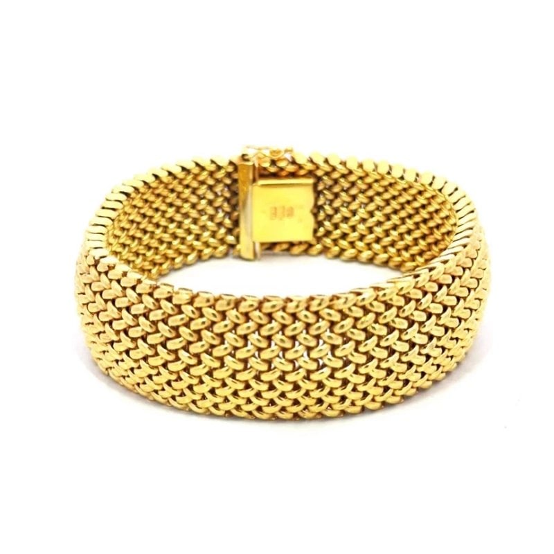 Gold Wide Flex Bracelet 14k Yellow Mesh Wove Dome Style Band: This is a classic gold mesh bracelet, it is a fine piece of jewelry featuring a 14k yellow gold mesh weave dome style wide band. This bracelet is 7.5 inches in length and has a slide closure. It is si