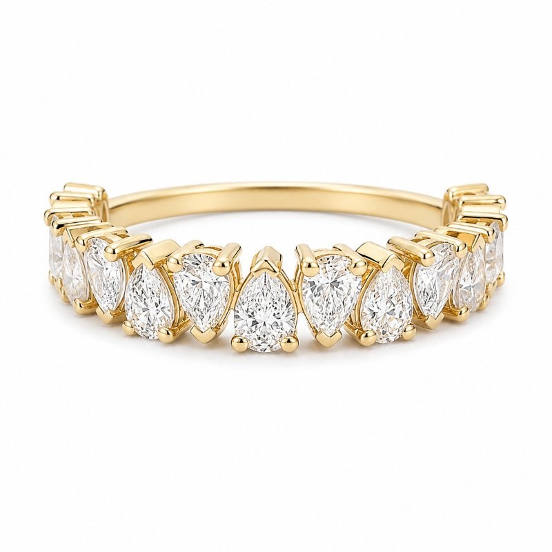 14KT YELLOW GOLD DIAMOND RING: 14KT YELLOW GOLD PEAR-SHAPED DIAMOND RING14KT GOLD WT. APPROX. 1.696 GRAMDIAMOND WT. APPROX. 0.87 CT/ 16 PCSSize: 7