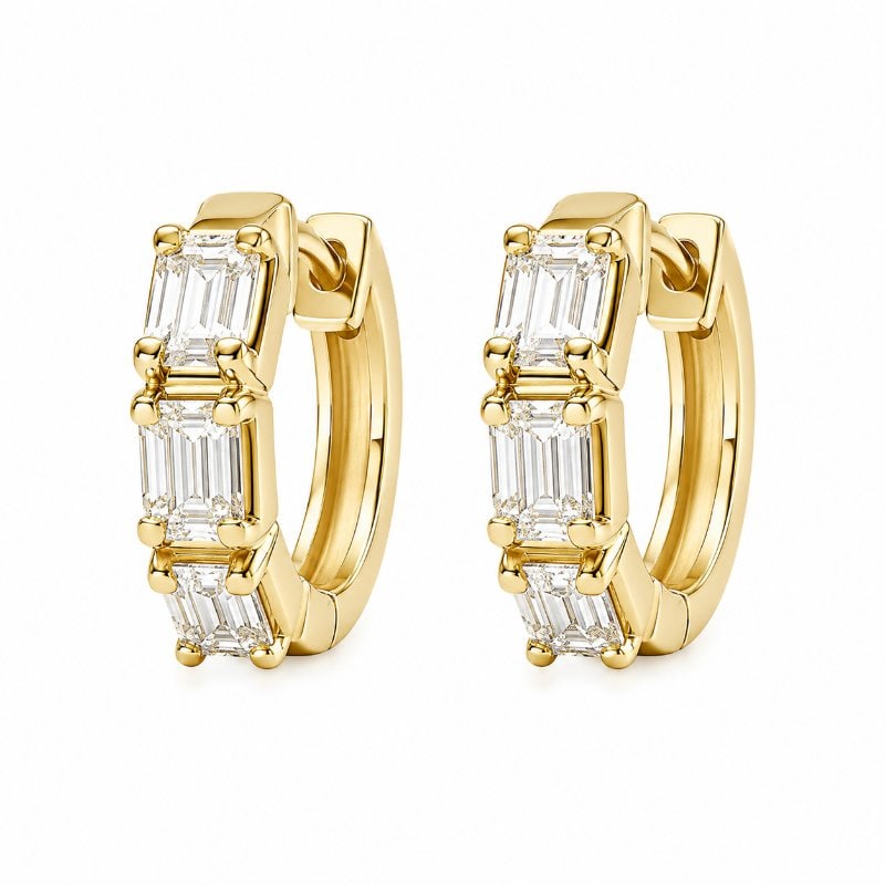 14KT YELLOW GOLD DIAMOND HOOP EARRING: 14KT GOLD WT. APPROX. 2.392 GRAMDIAMOND WT. APPROX. 0.79 CARAT / 6 PCS.SIZE APPROX. - 13 X 15 MM WIDTH: 4 MM