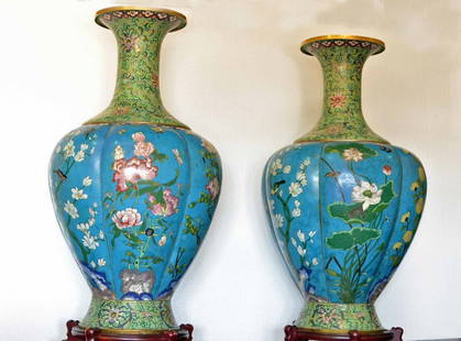 Blue Vases: Two pair of asian vases Flower pattern and .47"