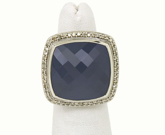 DAVID YURMAN STERLING, DIAMONDS & CHALCEDONY RING: This is a designer David Yurman sterling silver, diamonds and chalcedony ladies ring. The piece is exquisitely crafted in solid sterling silver with a smooth polished finish adorned with a large facet