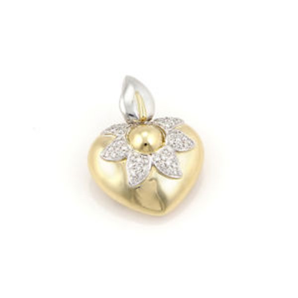Chimento 18K Yellow Gold Diamond Flower Heart Designer: This authentic Chimento piece is finely crafted from solid 18k yellow gold. It features a lovely bubble heart along with a pave diamond flower which looks absolutely stunning when worn. It is fully si