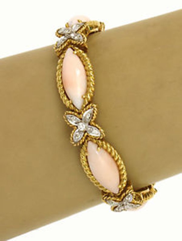 Vintage Two Tone Gold 0.85ctw Diamonds Marquise Angel (1 of 1)