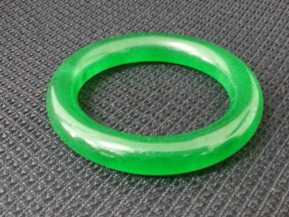 Jade bracelet: Chinese , Jade bracelet , Dia 2.5"