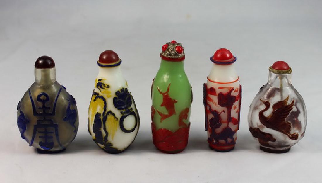 Lot Of 5 Chinese Peking Glass Snuff Bottles (1 of 5)