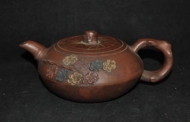 Chinese Dark-red Enameled Pottery Teapot: 2.5” X 7” X 5”