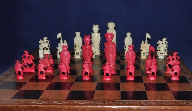 Chinese Carved Bone Chess Set: King: H: 3.75”