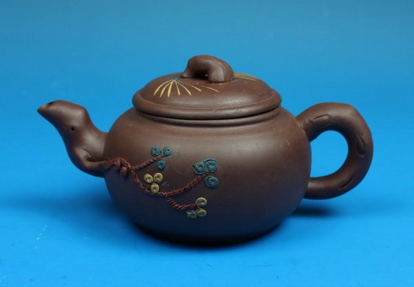 Chinese Yixing Zisha Teapot Marked: Measurements: 7" X 4.5" X 3.5".