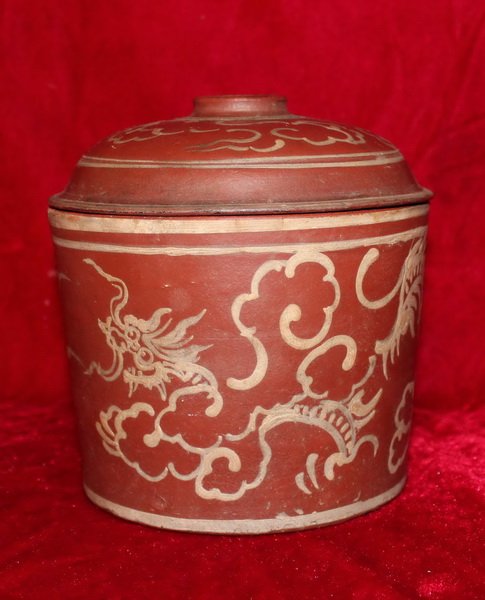 Chinese Antique Yixing Zisha Pot: Measurements: H: 6" X D: 6".