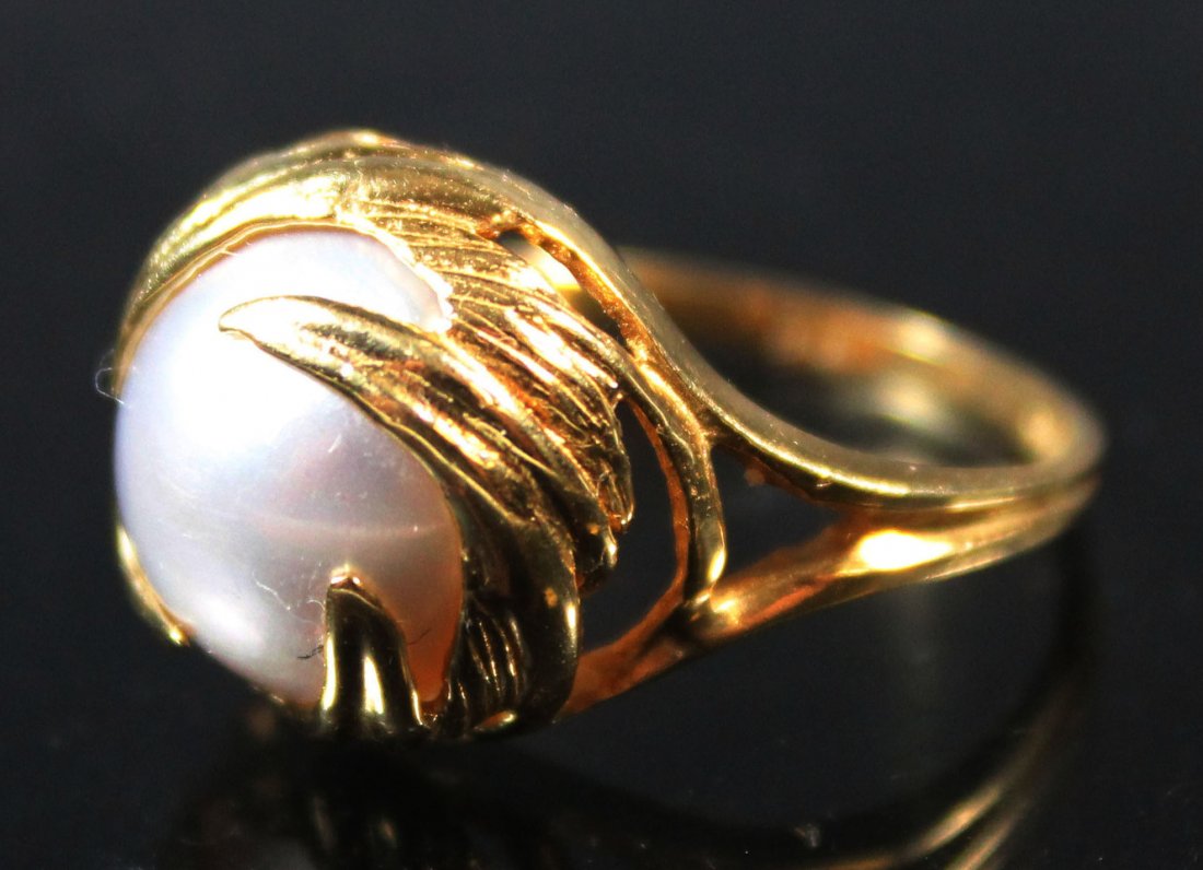 10K Gold and Pearl Ring (1 of 5)