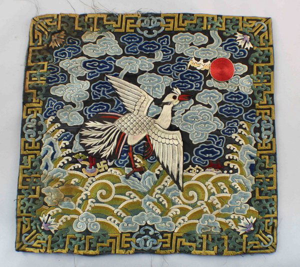 Chinese Silk Embroidery Civil Rank Badge (1 of 5)