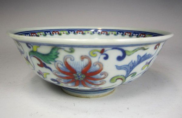 A CHINESE DOU CAI BOWL, YONGZHENG MARK. (1 of 7)