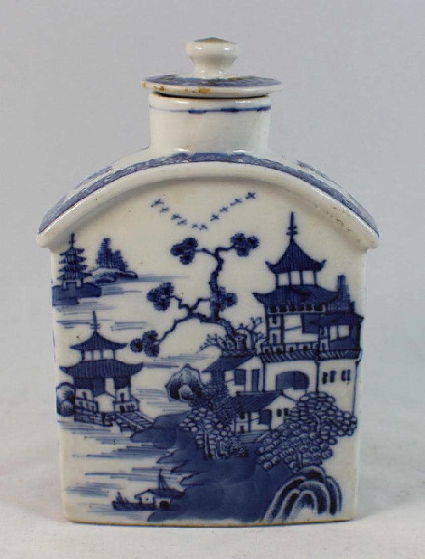 Antique Chinese Export Porcelain Teacaddy (1 of 7)