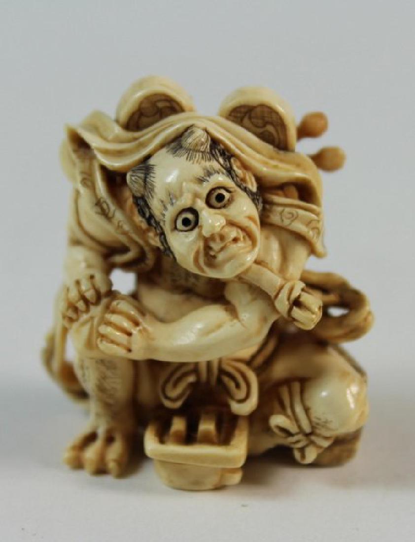 JAPANESE ANTIQUE 19TH C CARVED NETSUKE (1 of 10)