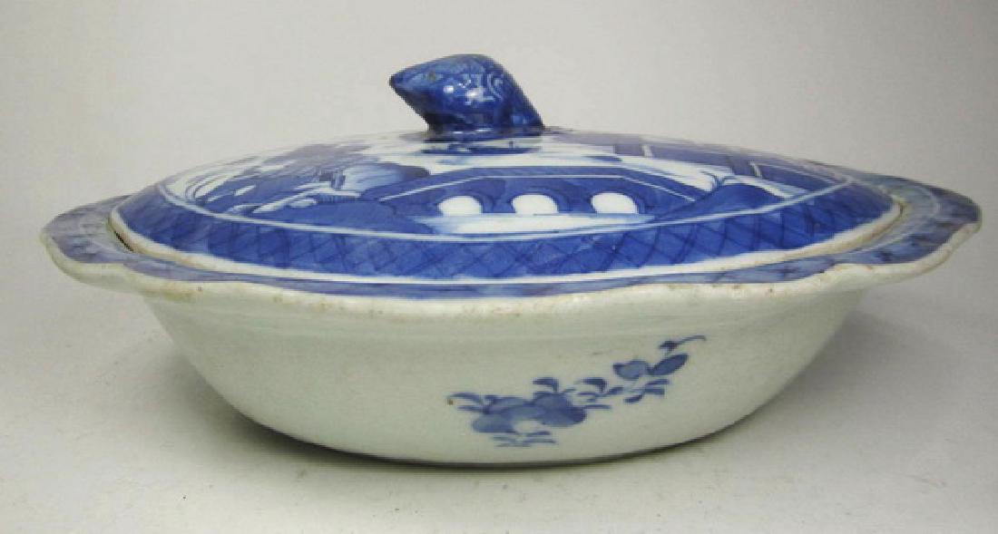 Chinese Export B/W  Canton Lidded Service Bowl (1 of 9)