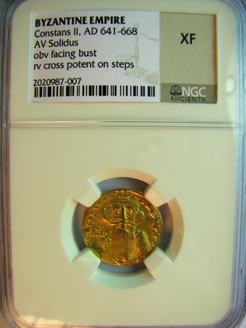 Byzantine Empire: Constans II / 641 - 668 / Solidus / ND / Gold