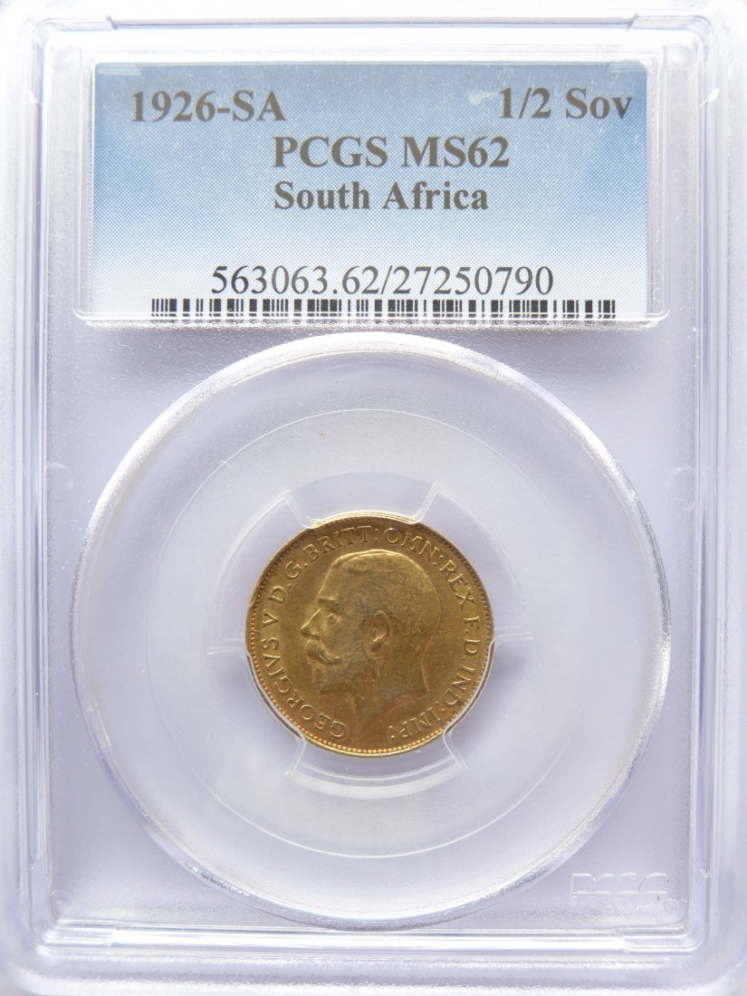 South Africa: Georges V / 1910 - 1936 / 1/2 Sovereign / 1926 SA / Gold / 3.99 g / KM 20