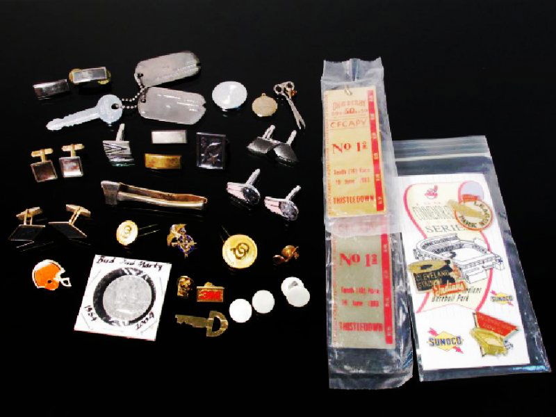 SMALL LOT MENS CUFFLINKS AND OTHER ACCESSORIES (1 of 10)