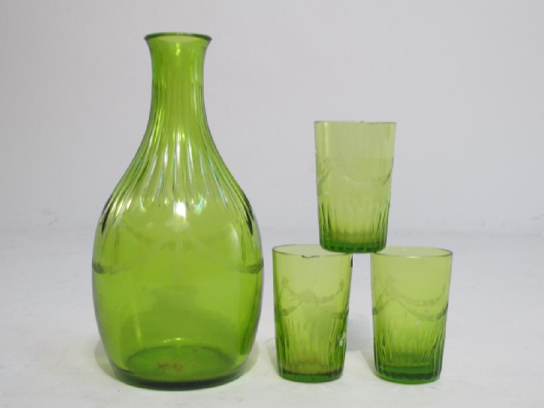 HAND BLOWN GLASS FOUR PIECE LIQUOR SET (1 of 6)