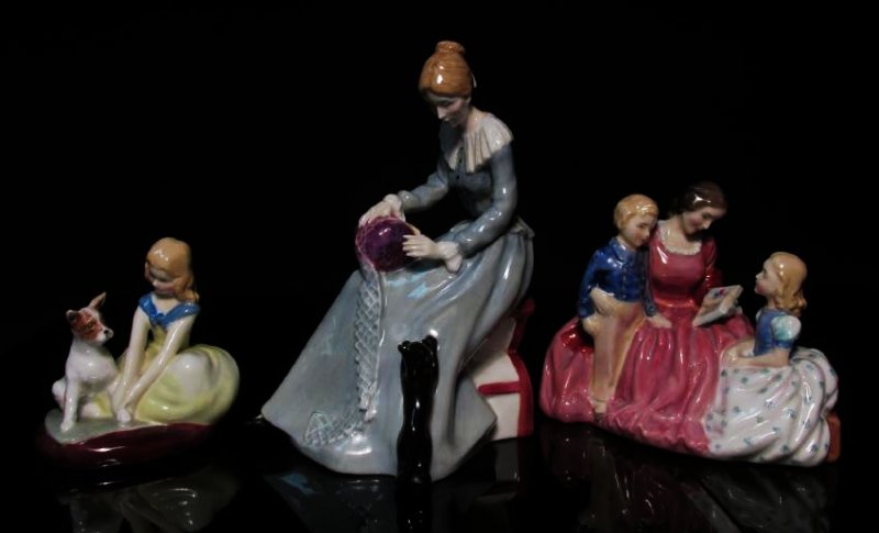 THREE ROYAL DOULTON PORCELAIN FIGURINES (1 of 7)