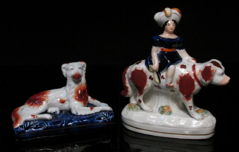 TWO 19TH C STAFFORDSHIRE PORCELAIN FIGURINES DOGS (1 of 10)