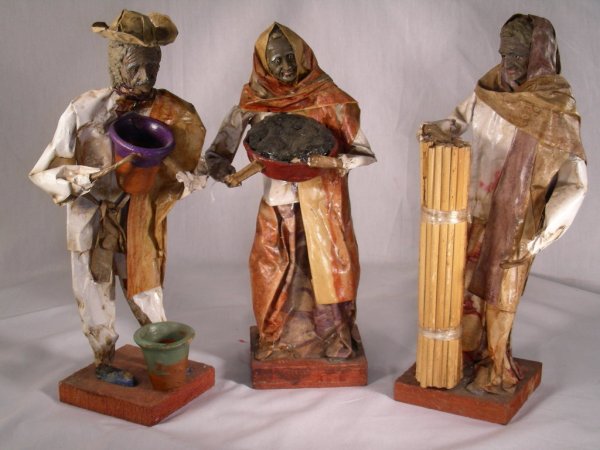 3 PC PAPER MACHE FIGURES MEN PEASANTS