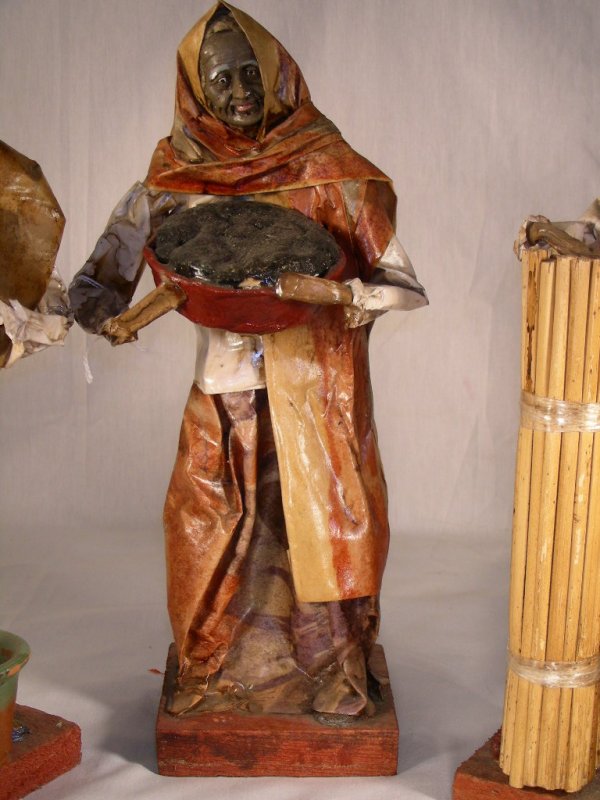 3 PC PAPER MACHE FIGURES MEN PEASANTS - 3