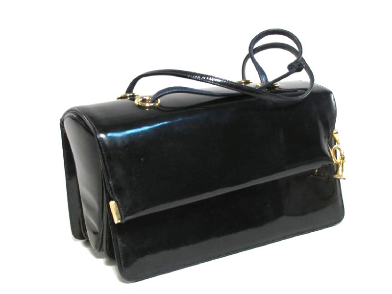 VINTAGE JUDITH LEIBER BLACK PATENT LEATHER PURSE (1 of 5)