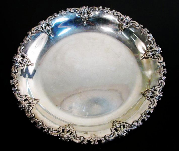 WALLACE "GRAND BAROQUE" STERLING SILVER TRAY (1 of 6)