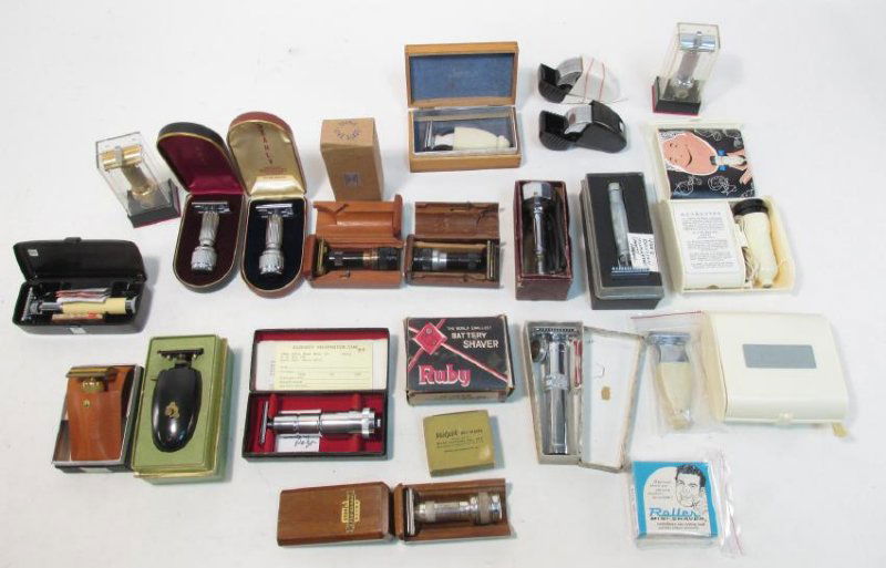 VINTAGE DRY SHAVERS ELECTRIC RAZORS: STAHLEY, ETC. (1 of 9)