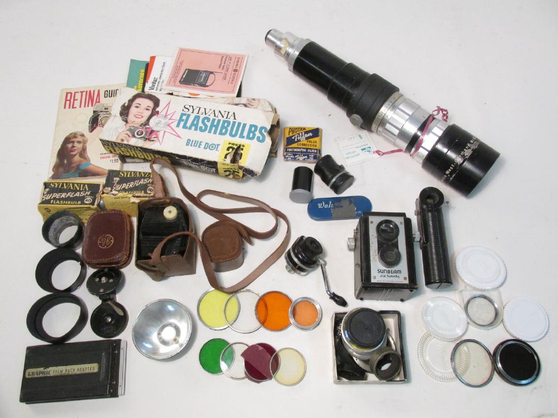 ASSORTED VINTAGE CAMERA GEAR & ACCESSORIES (1 of 10)